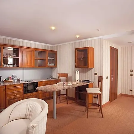 Hotel Otrada 5*