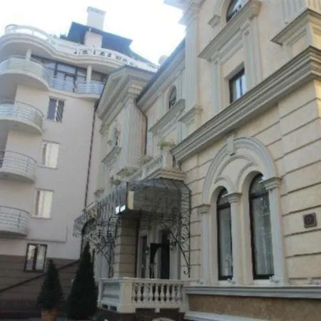 ホテル オトラダ オデッサ