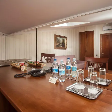 ホテル オトラダ オデッサ