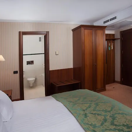 奥塔达酒店 5* 敖德萨