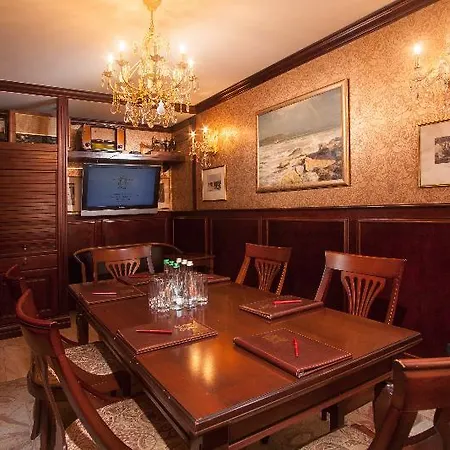 奥塔达酒店 5* 敖德萨